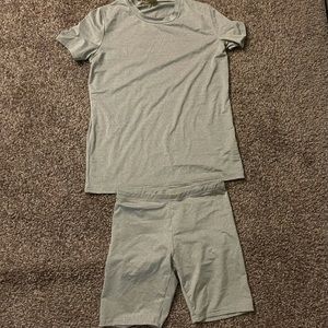 Gray bike short set,
